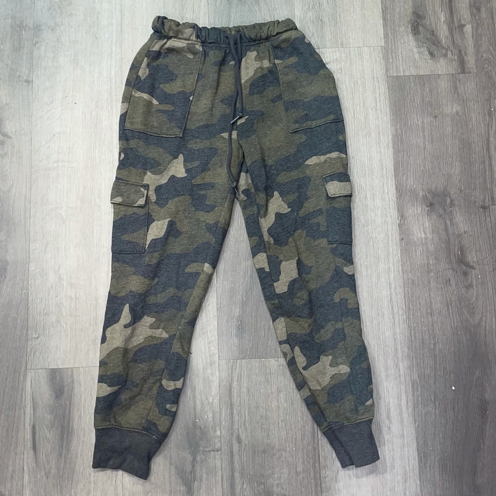 PINK Camo Cargo Joggers